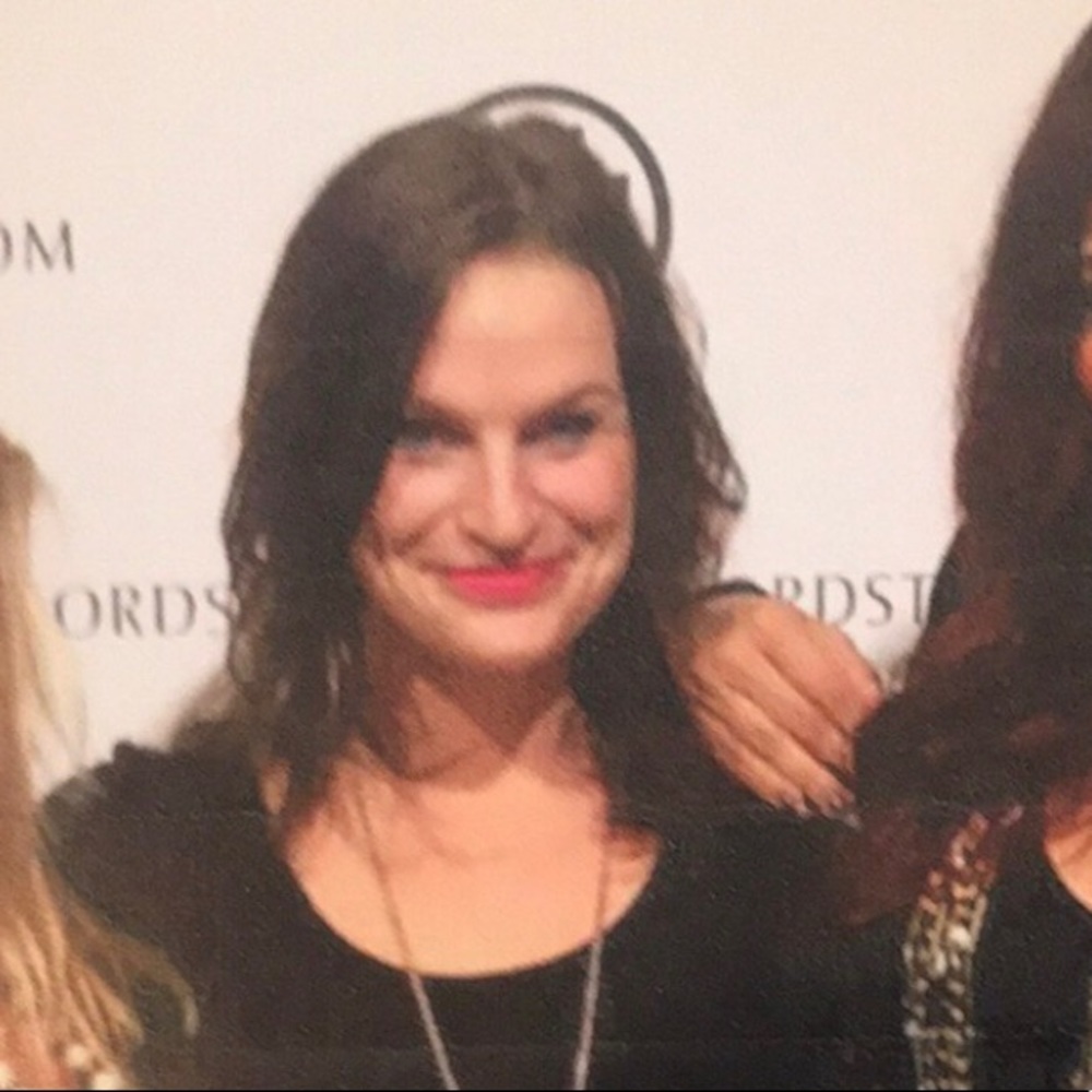 Meet your Posher, Leah